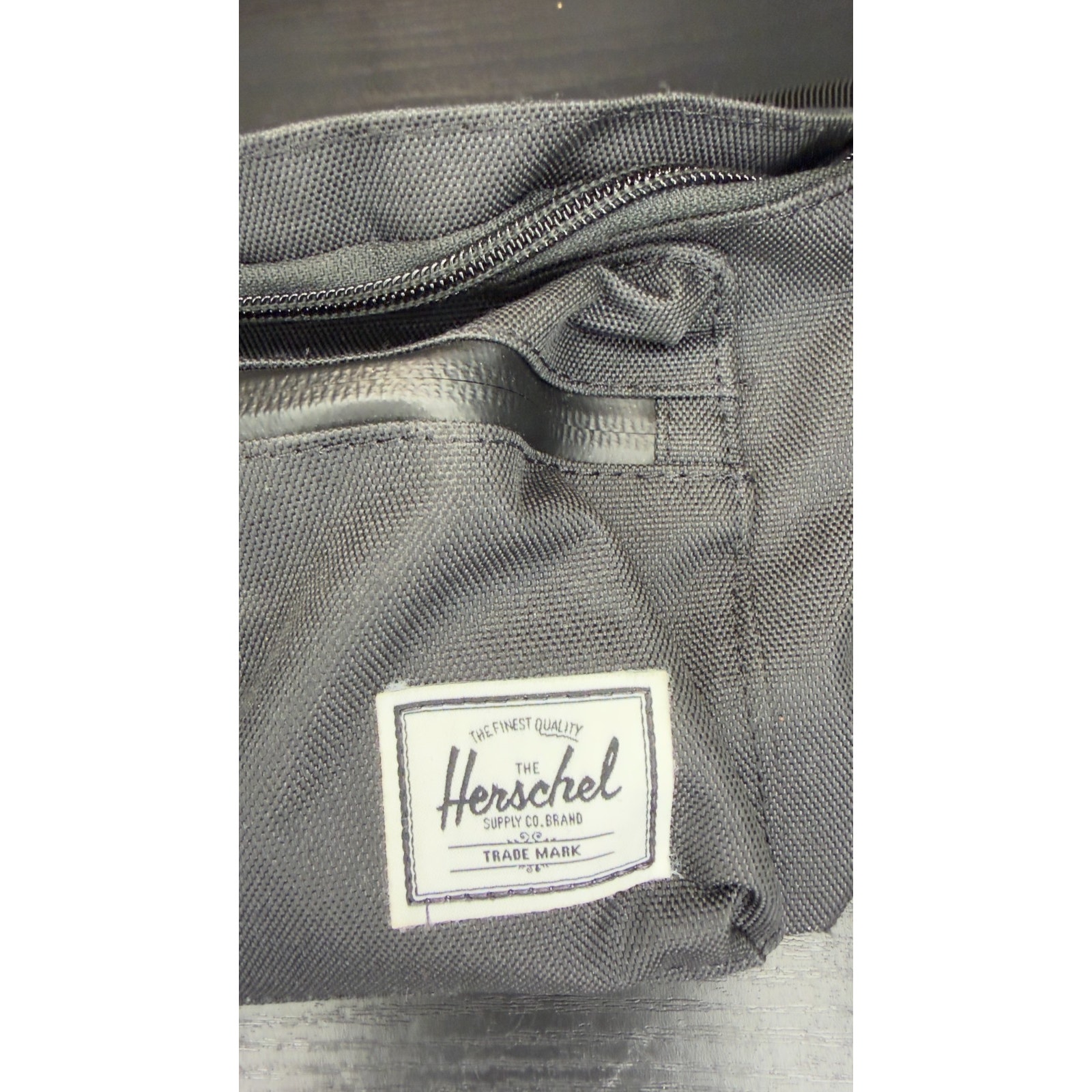 Herschel Supply Co. Hip Pack Black Nwot — image 2 of 7